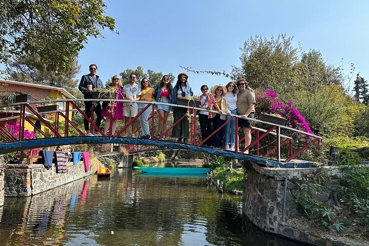 Time for a photo session with all guest