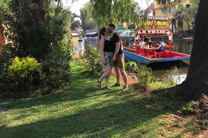 Floating gardens of love