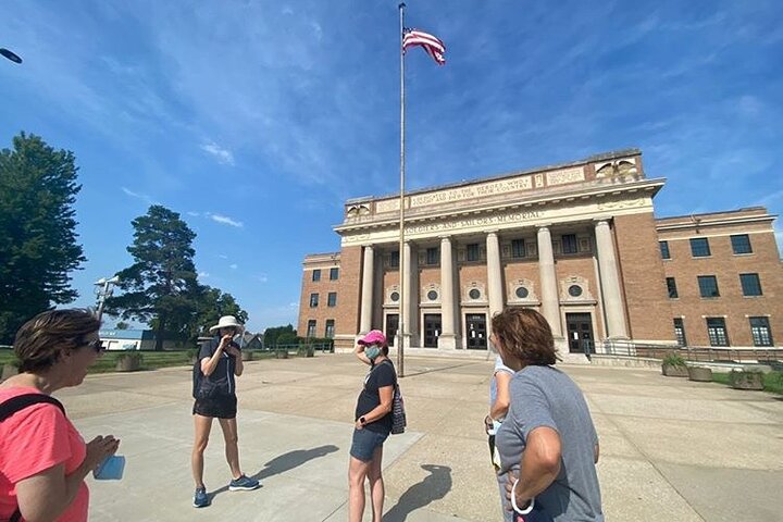 Memorial Hall Soldiers and Sailors Veterans mural