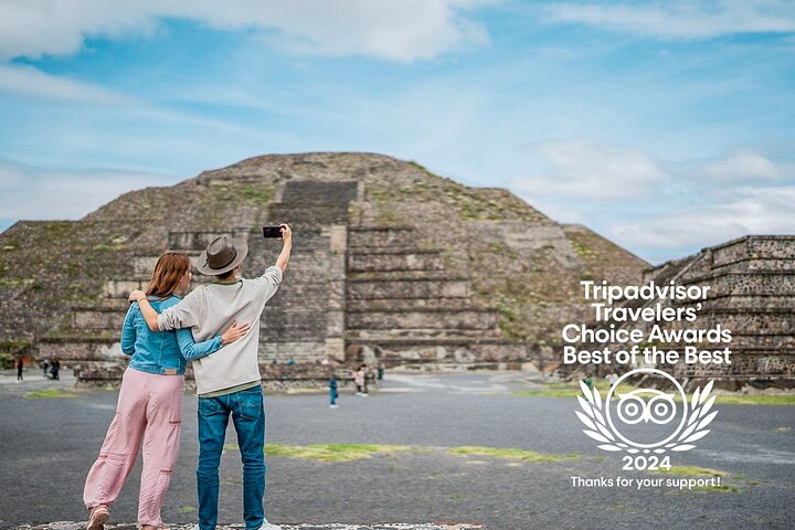 Teotihuacan, Guadalupe Shrine & Tlatelolco Day Tour with Lunch